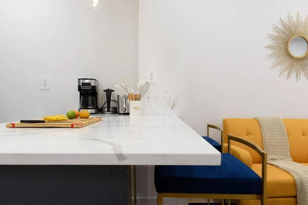 1597-5 New Studio Prime Ues W D In Unit New York