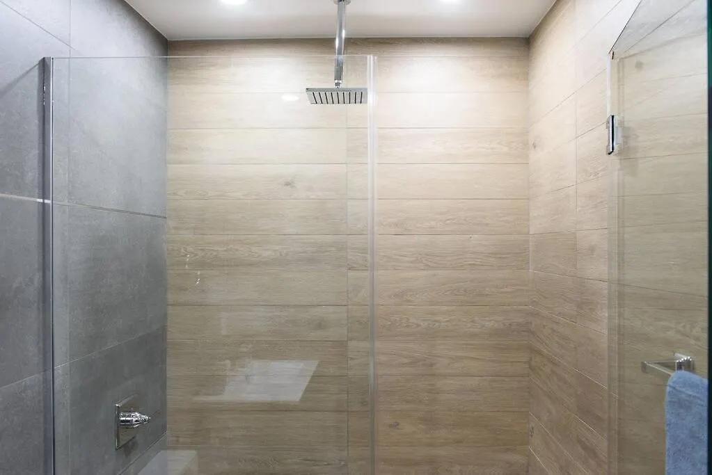 1597-5 New Studio Prime Ues W D In Unit New York 0*,
